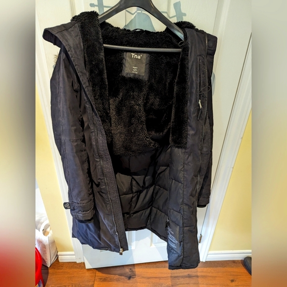 TNA Summit Parka in size small EUC ** free hat with purchase! ** - Picture 2 of 10